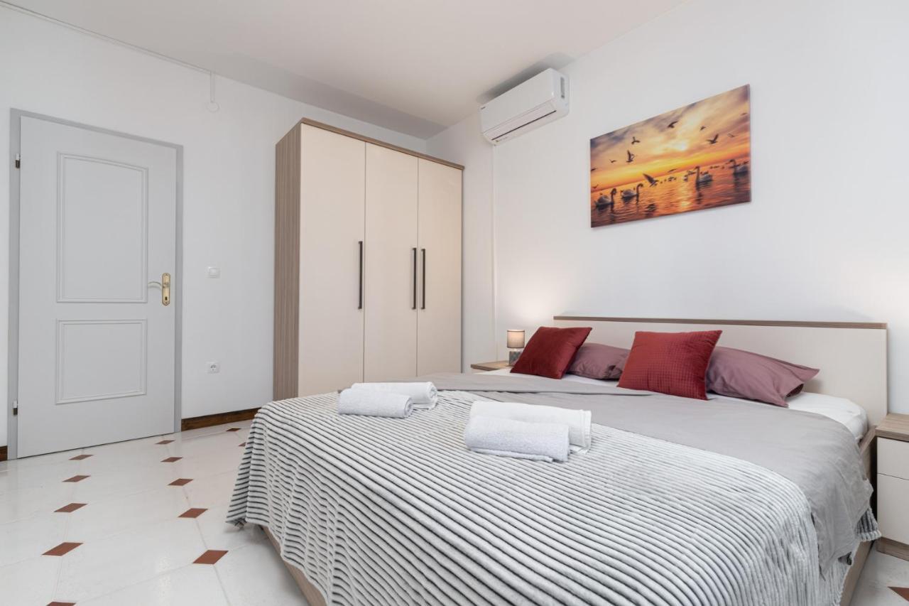 Cukerina Apartment With Whirpool & Sauna Porec Exterior photo