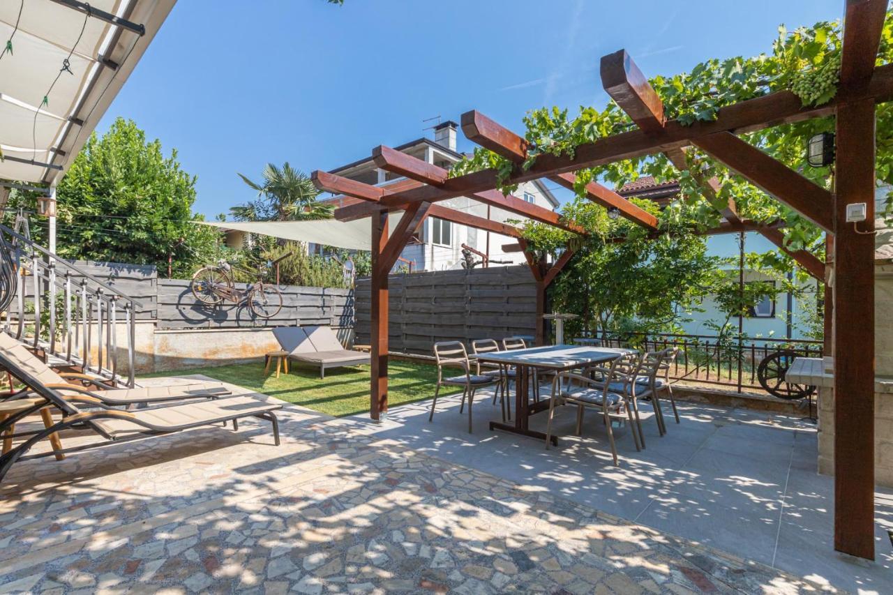 Cukerina Apartment With Whirpool & Sauna Porec Exterior photo